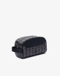 TROUSSE DE TOILETTE THE BLEND EN TOILE MONOGRAMME NOIR/GRIS LACOSTE TROUSSE DE TOILETTE THE BLEND EN TOILE MONOGRAMME NOIR/GRIS LACOSTE