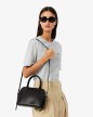 PETIT SAC BUGATTI CHANTACO EN CUIR NOIR LACOSTE PETIT SAC BUGATTI CHANTACO EN CUIR NOIR LACOSTE